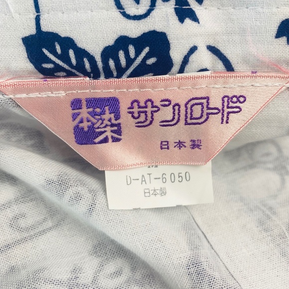 Authentic Japanese Nemaki 100% cotton Floral Navy and White Robe Size M - Picture 4 of 7